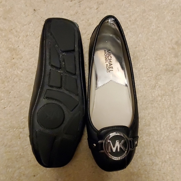 Michael Kors Flats - Picture 2 of 2
